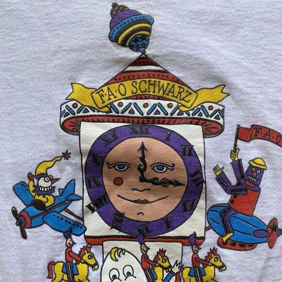 Vintage FAO Schwarz Fifth Avenue Graphic Tee Shirt. XL. Single Stitch. Cotton. - Picture 7 of 15